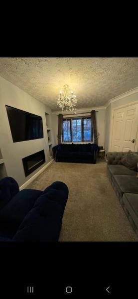 Three bedroom house in Bamford